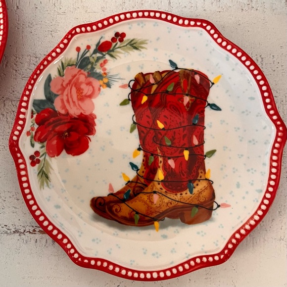 The Pioneer Woman Two 2 Christmas Cheerful Rose Cowboy Boots Dessert Plates Set2 - Picture 2 of 6